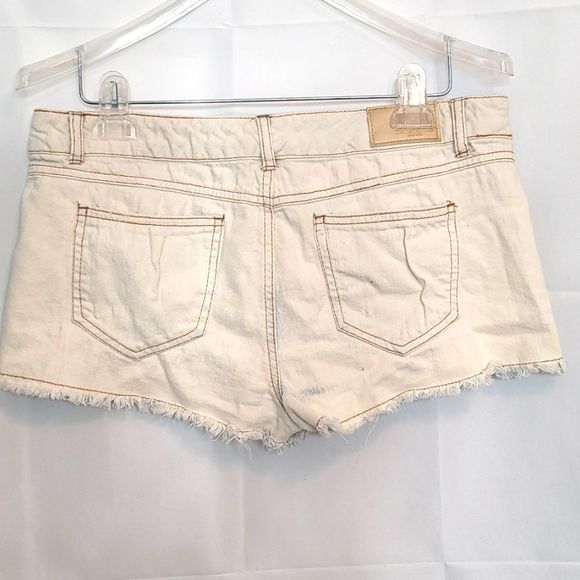 Y2K Fashion: Boom Boom Jean Shorts Sz. 11 - Picture 2 of 13